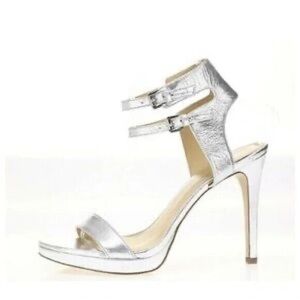Michael Kors Silver double strap/buckle stiletto sandal heel Size 9